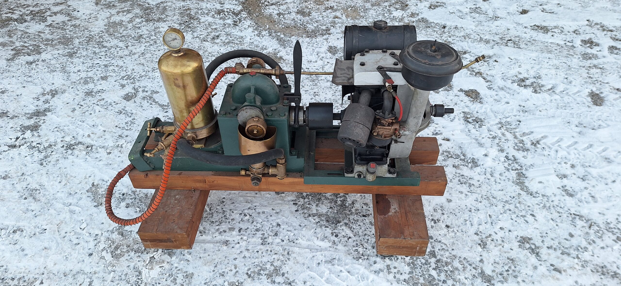 Motorspritze H. Wettstein & Sohn